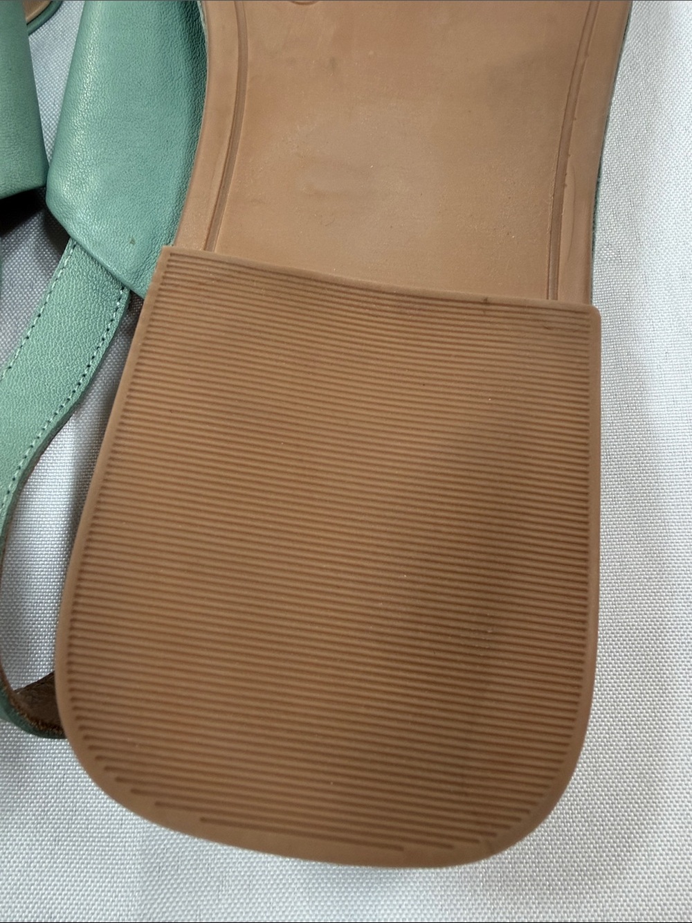 Bueno Elwood Sandals Women’s 11 EU 42 Seafoam Green Leather Slingback - Picture 9 of 9